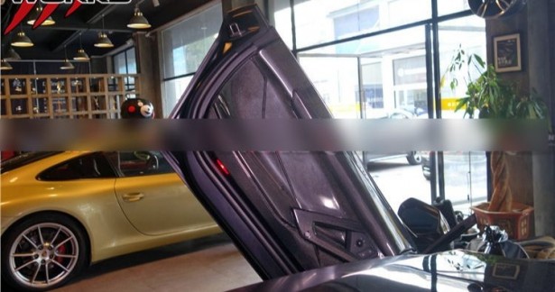 Lamborghini Aventador LP700 Carbon Fiber Door Handle Cover Set