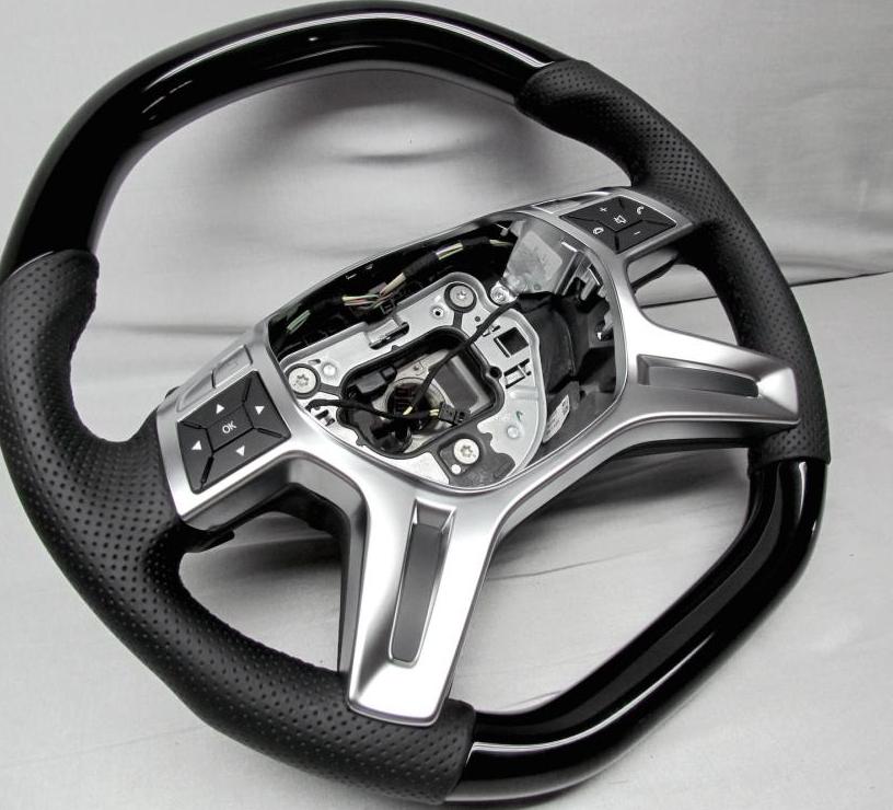 Peregrine-custom-carbon-steering-wheel (7)